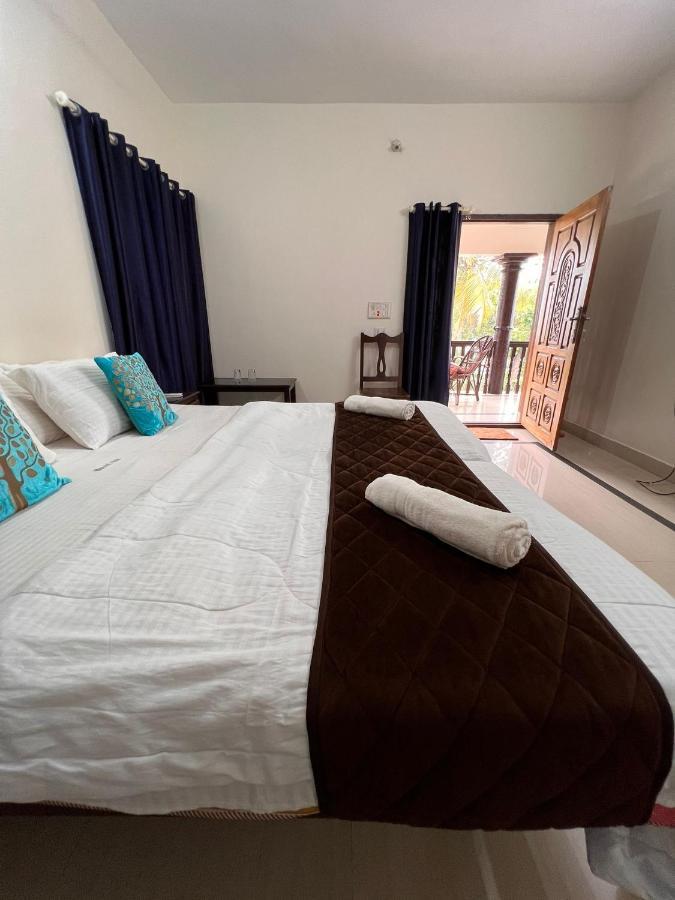 Mohans Ayurvedic Beach Resort Varkala Exterior photo